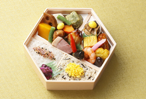 なだ万2014昼便お弁当画像テイク02